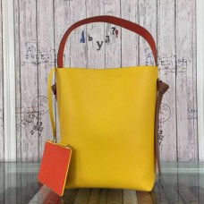 Sac cabas torsadé Céline petit modèle en cuir de veau jaune/orange