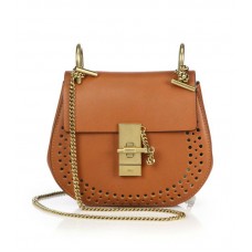 Sac bandoulière Chloe Drew Mini en cuir perforé couleur caramel Sac bandoulière Chloe Drew Mini en cuir perforé couleur caramel