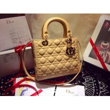 Réplique du sac à main Dior Lady Default Totes abricot Réplique du sac à main Dior Lady Default Totes abricot