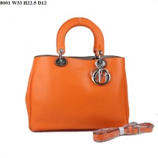 Sac Dior Diorissimo petit modèle en cuir nappa orange (fermoirs argentés) 8001