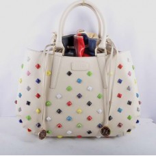 Sac Fendi B Fab en cuir blanc orné de bijoux multicolores, grand modèle à poignée supérieure
