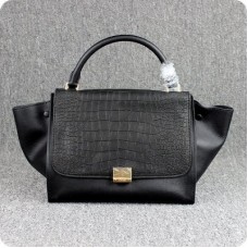 Sac Céline classique en cuir noir à motif crocodile