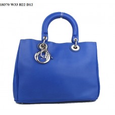Sac Dior Diorissimo moyen en cuir nappa bleu saphir (fermoir argenté) 18370