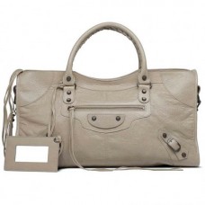 Balenciaga Latte à temps partiel