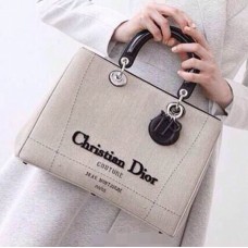 Réplique de sac cabas Dior Lady Default Réplique de sac cabas Dior Lady Default