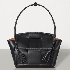 Bottega Veneta Sac Arco 33 Intrecciato En Cuir De Veau Noir