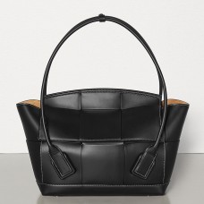 Bottega Veneta Sac Arco 48 Intrecciato Moyen En Cuir De Veau Noir