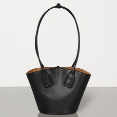 Sac cabas Bottega Veneta petit panier en cuir de veau noir