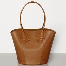 Sac cabas Bottega Veneta moyen en cuir de veau marron