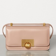 Sac Bottega Veneta Mini BV Classic en cuir de veau nude