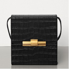 Sac Bottega Veneta Daisey en cuir noir embossé crocodile