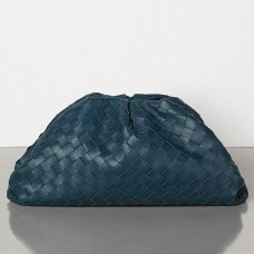 Bottega Veneta Pochette The Pouch En Cuir Intrecciato Bleu Foncé