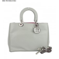 Sac Dior Diorissimo petit modèle en cuir nappa gris (fermoir argenté) 8001