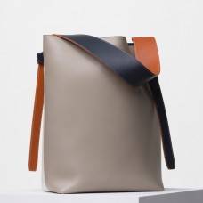 Sac Celine Twisted Cabas petit modèle en cuir de veau naturel et quartz