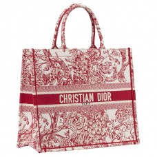 Sac cabas Dior Book en toile brodée de fleurs d'hortensia