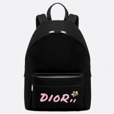 Sac à dos Dior X Kaws en nylon noir avec logo Dior rose