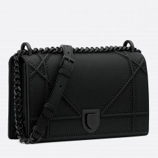 Sac Dior Diorama clouté Ultra Matt So Black