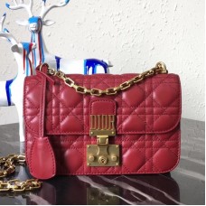 Sac Dior Dioraddict petit modèle à rabat en agneau rouge