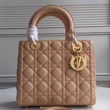 Sac Lady Dior moyen en agneau abricot