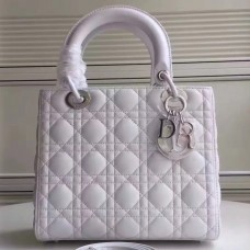 Sac Lady Dior moyen en agneau blanc Sac Lady Dior moyen en agneau blanc