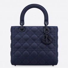 Sac Lady Dior moyen en veau bleu indigo ultra mat