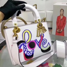 Sac Lady Dior moyen imprimé Niki de Saint Phalle Love Sac Lady Dior moyen imprimé Niki de Saint Phalle Love