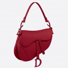Sac Saddle Dior en veau mat rouge cerise