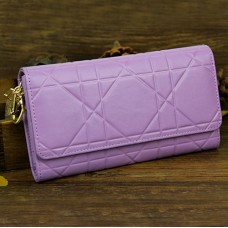 Christian Dior Portefeuille Continental Cannage En Cuir Verni 0016 Lavande Christian Dior Portefeuille Continental Cannage En Cuir Verni 0016 Lavande
